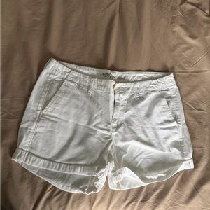 Old Navy Women's Classic White Shorts
